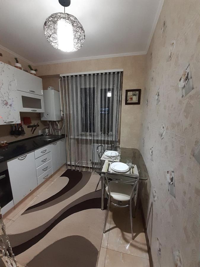 Двокімнатна Apartman Sepetyivka Kültér fotó